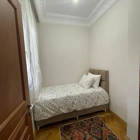 Apartment Halaskargazi Sisli Ultraluks Daire