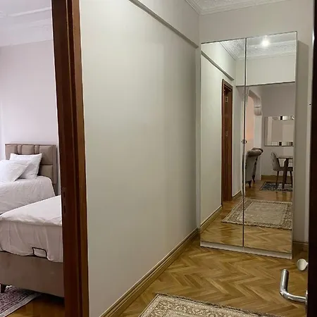 Apartment Halaskargazi Sisli Ultraluks Daire